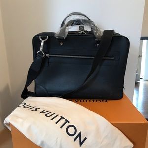 Authentic Louis Vuitton Alexander Briefcase